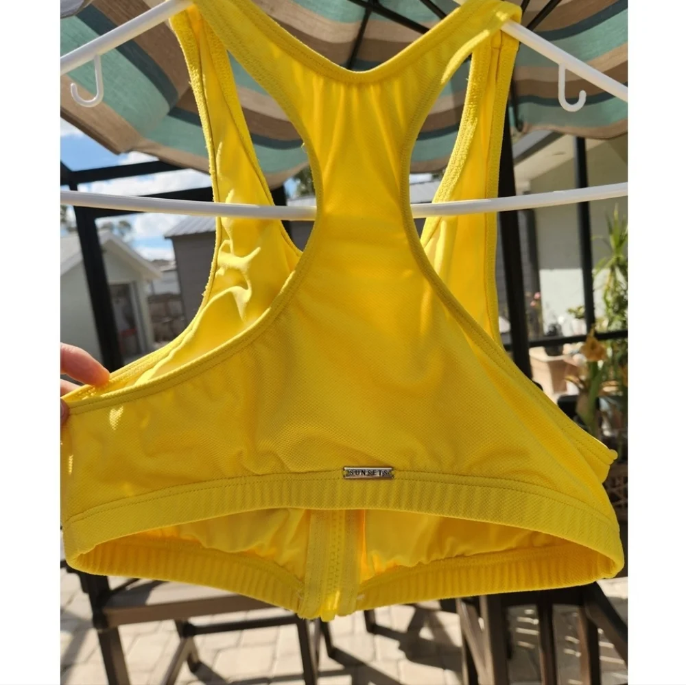 Women's Zip Up Sports Bra/swim Top Sz Med